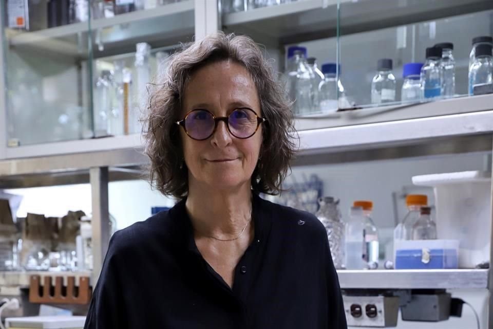 La biomédica Edda Lydia  Sciutto Conde fue reconocida con el Premio Nacional de Ciencias 2022, en la categoría de Tecnología, Innovación y Diseño.