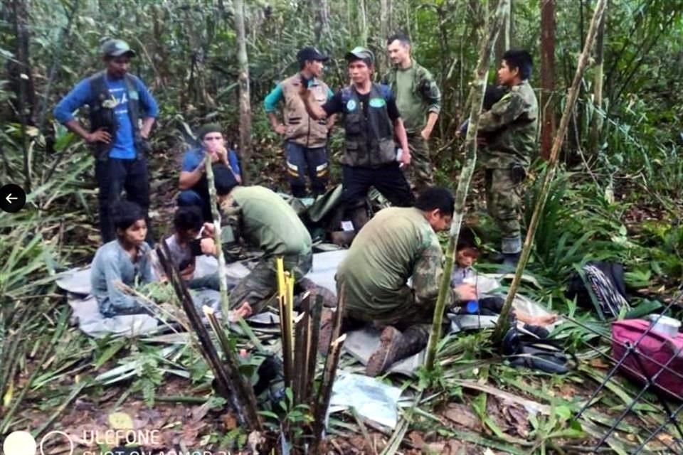 Los cuatros niños perdidos en la selva de Colombia fueron encontrados con vida después de 39 días desaparecidos tras sobrevivir a un accidente de avión.
