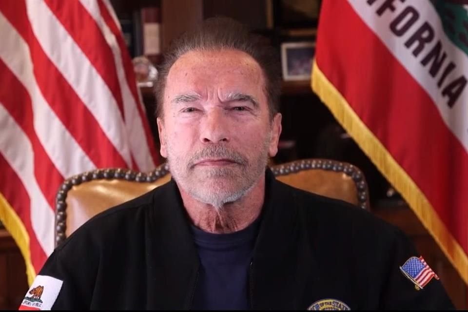 Arnold Schwarzenegger es ex Gobernador de California, Estados Unidos.