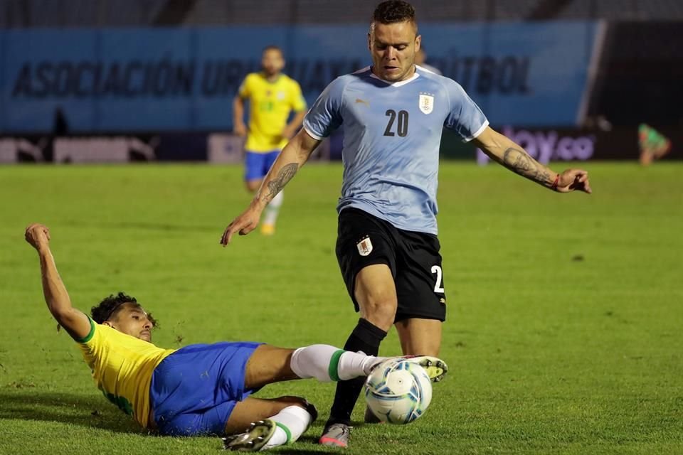 'Cabecita' Rodríguez, campeón con Cruz Azul, perfila para ser titular con Uruguay en la Copa América.
