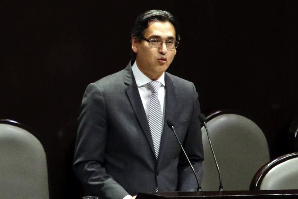El Diputado federal Erasmo González afirmó que la próxima legislatura del Congreso del Estado, que tendrá mayoría de ese partido, buscará el desafuero del Gobernador García Cabeza de Vaca.