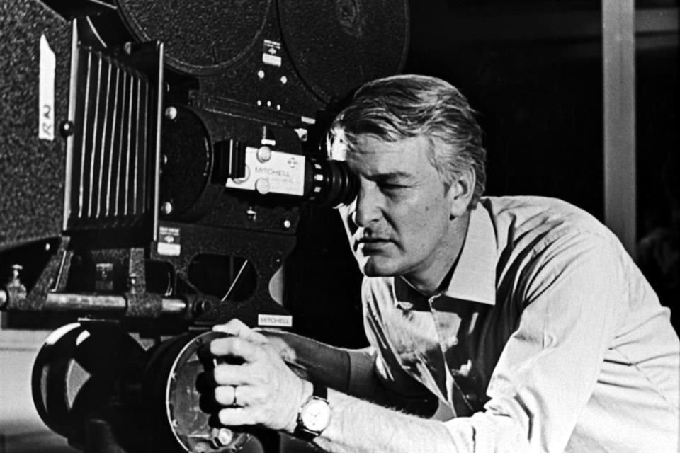 Alberto Argüello Grunstein, investigador del Cenidiap, evoca la trayectoria del cineasta (en la imagen) en un libro de descarga gratuita.