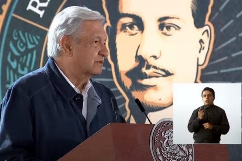 El Presidente acudió a Zacatecas para recordar los 100 años de la muerte de López Velarde.