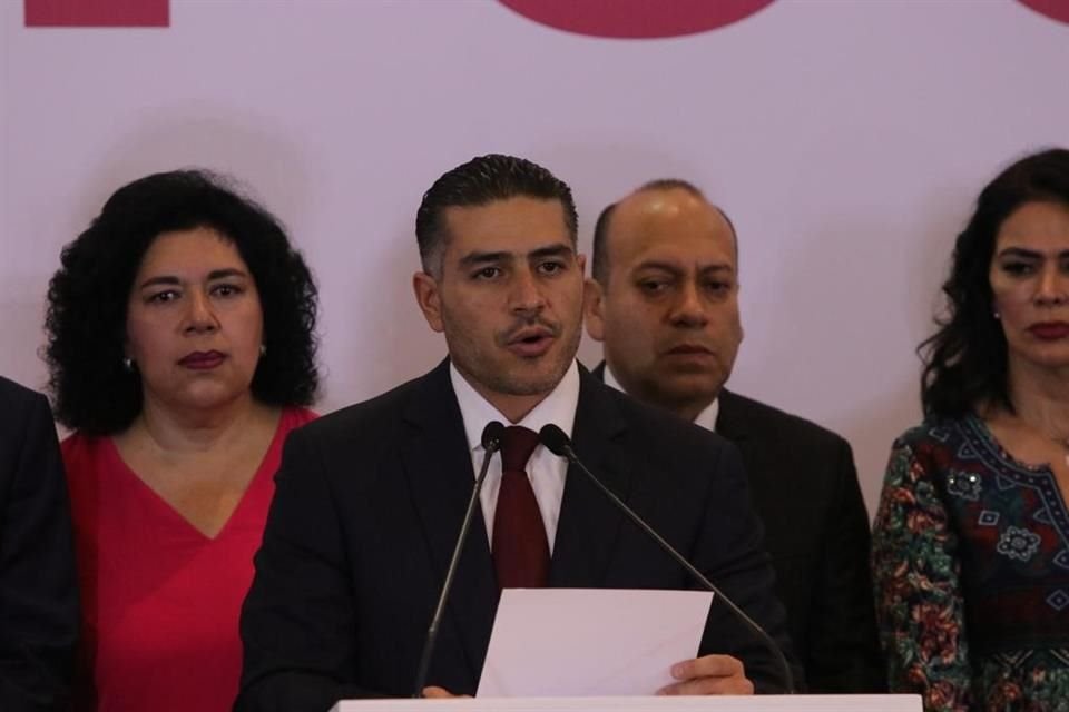 'Participaré en el proceso interno de Morena para la selección del coordinador de la Defensa de la Transformación en la Ciudad de México', expresó Harfuch a través de una conferencia de prensa.