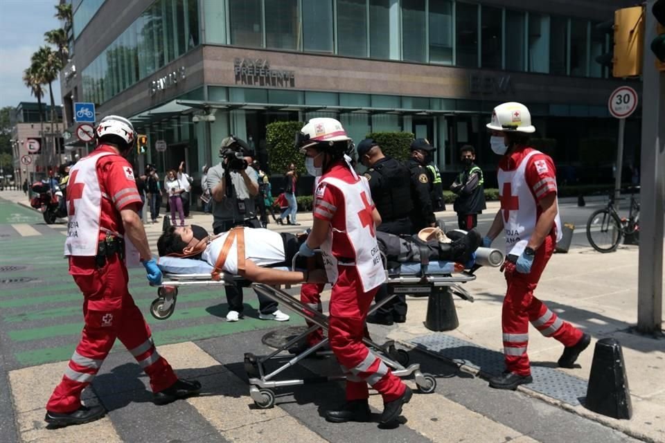 La Cruz Roja local participó en el Primer Simulacro Nacional 2021 con 135 paramédicos, 20 ambulancias, 14 motocicletas, y 6 vehículos de rescate urbano y de logística.
