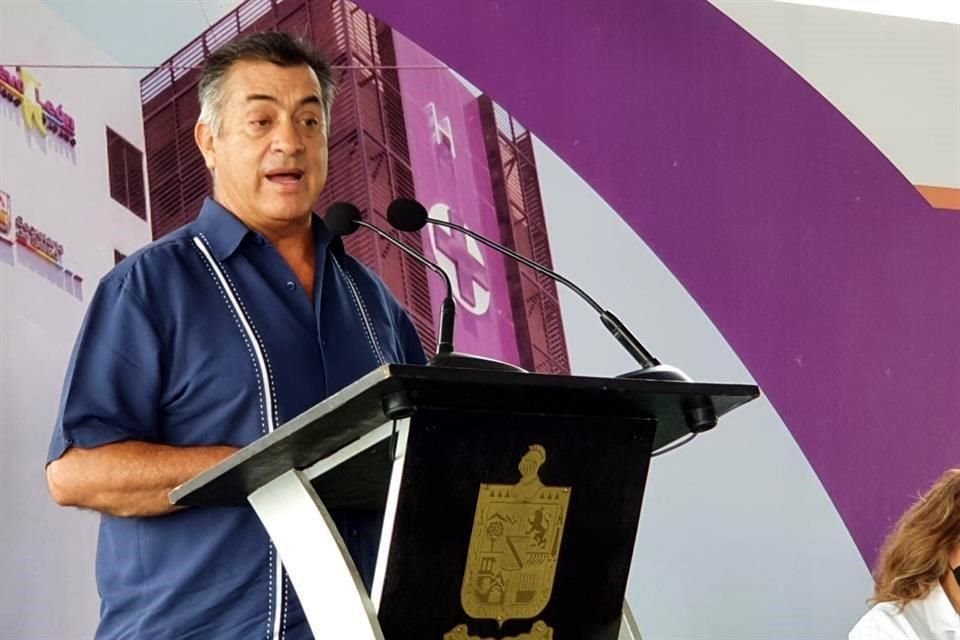 En su mensaje, Rodríguez dijo que llevará una transición de apertura total con la Administración entrante, que encabezará el emecista Samuel García.