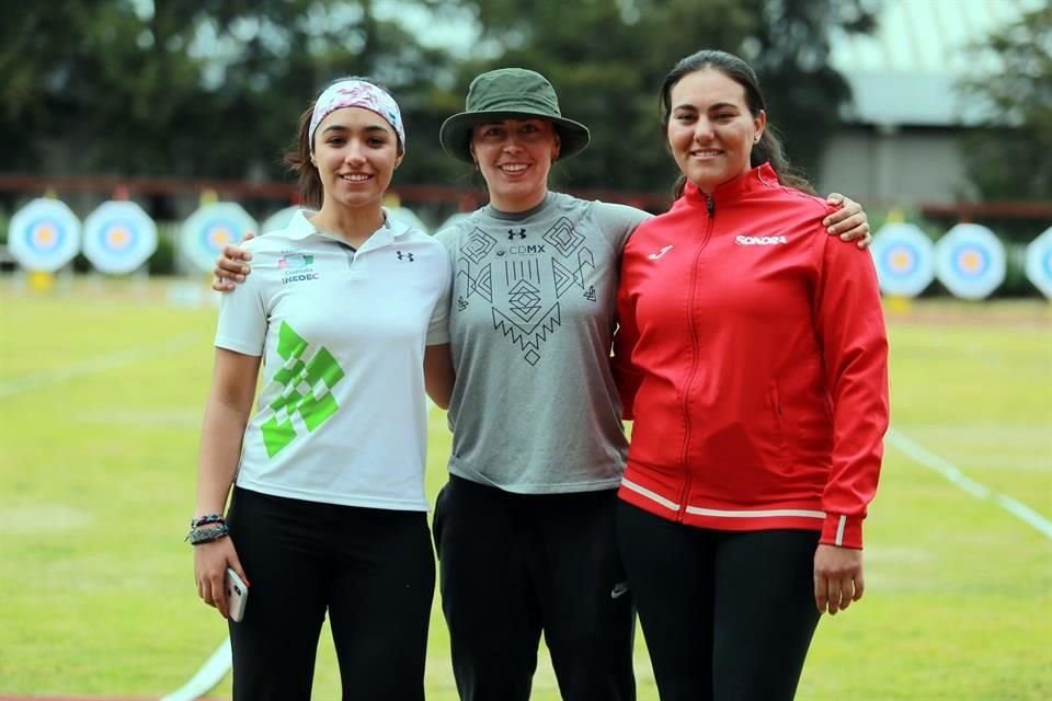 Ana Paula Vázquez, Aída Román y Alejandra Valencia se tuvieron que conformar con la segunda posición.