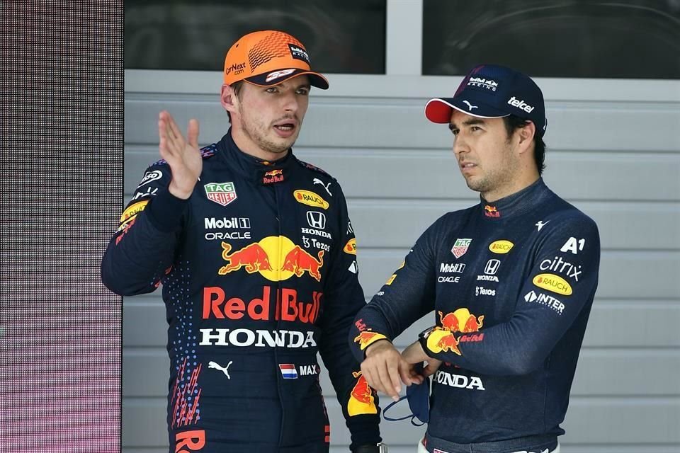 Max Verstappen (izq.) y Sergio Pérez hicieron el 1-3 en la Qualy del Gran Premio de Austria.