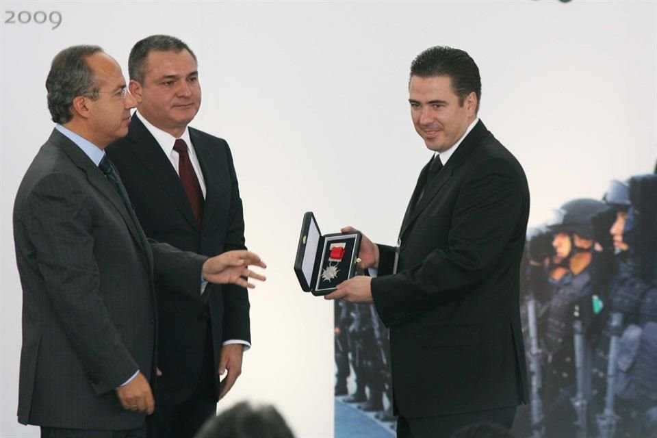 Crdenas Palomino, junto con el ex Presidente Felipe Caldern y Genaro Garca Luna.