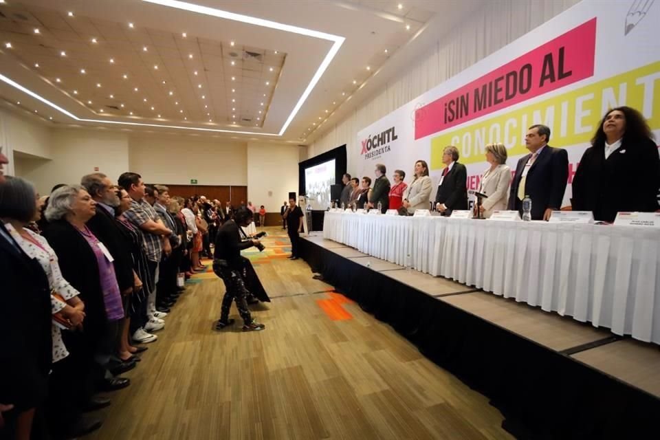 La candidata de la coalición Fuerza y Corazón por México Xóchitl Gálvez dijo que está en proceso un documento amplio con las propuestas en materia de salud, educación, ciencia y cultura.