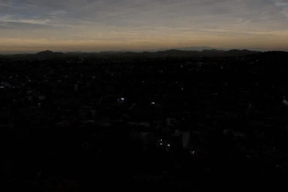 Aspecto en Mazatlán durante la totalidad del eclipse.