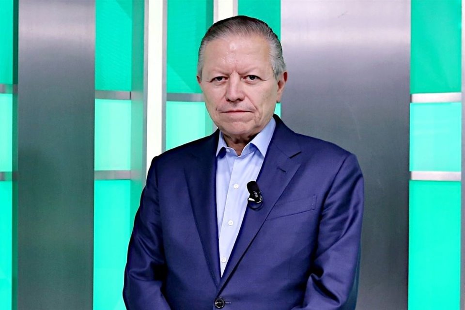 Arturo Zaldívar, Ministro en retiro, rechazó haber presionado a jueces y acusó 'intencionalidad política' y 'venganza' para tratar de afectar a la llamada 4T.