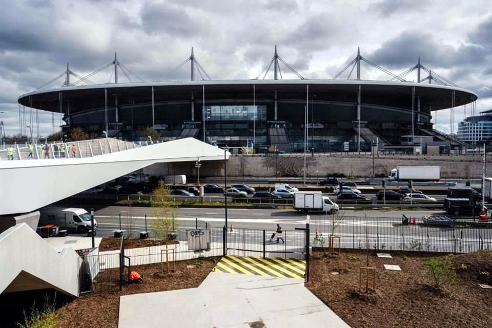 Una de las posibles sedes alternas para la Inauguración de la justa olímpica en París sería el Stade de France.