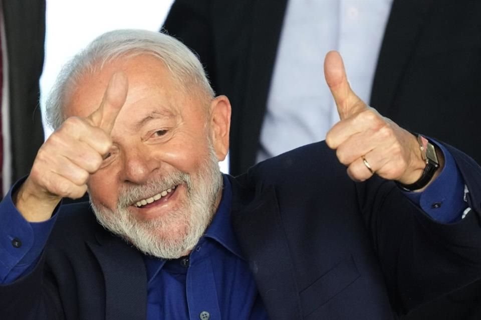El Presidente Luiz Inácio Lula da Silva recibió al magnate mexicano Carlos Slim en Brasilia.