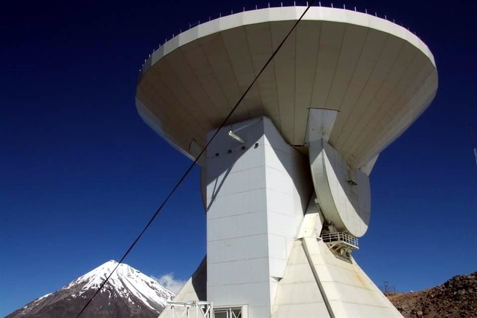 Gran Telescopio Milimétrico, inaugurado en 2006, nació como un proyecto binacional impulsado por el INAOE y la Universidad de Massachusetts.