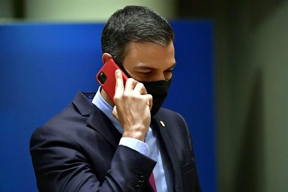 Un juez de España reabre investigación sobre las sospechas de espionaje al teléfono celular del Presidente del Gobierno con Pegasus.