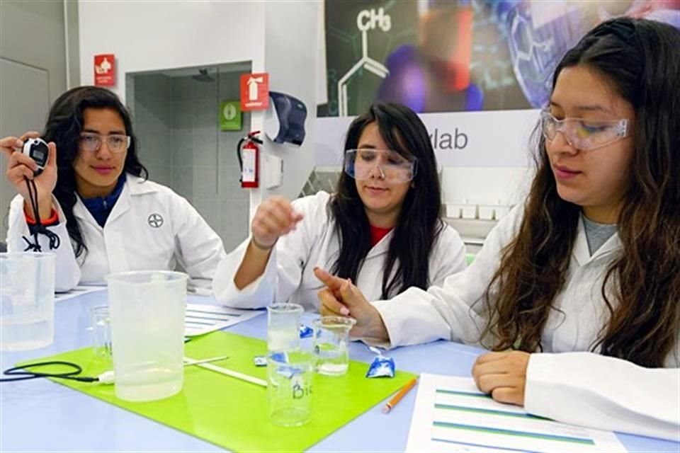 La actividad 'Degustando la ciencia', en colaboración con Baylab, demostrará que la cocina es un gran laboratorio de investigación química.