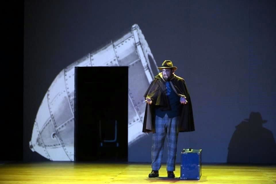 Como lo ilustra en su propio cartel, la obra 'Del conejo a la Tierra' muestra 'La ilusión del cine, La magia del teatro'.