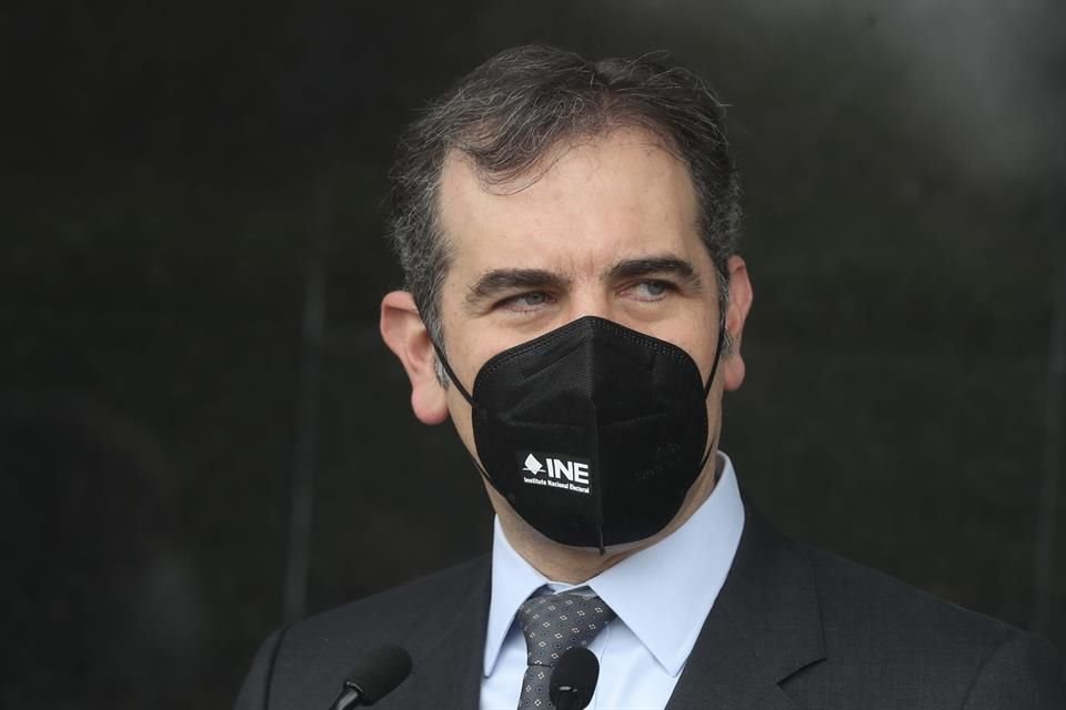 Lorenzo Córdova, presidente del INE.