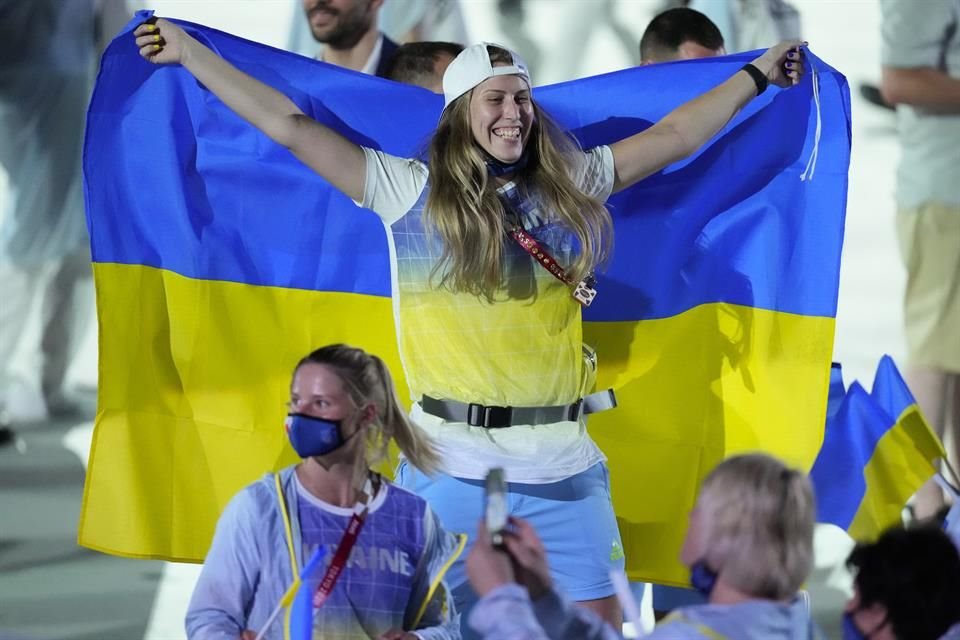 Mucha felicidad en el grupo ucraniano.