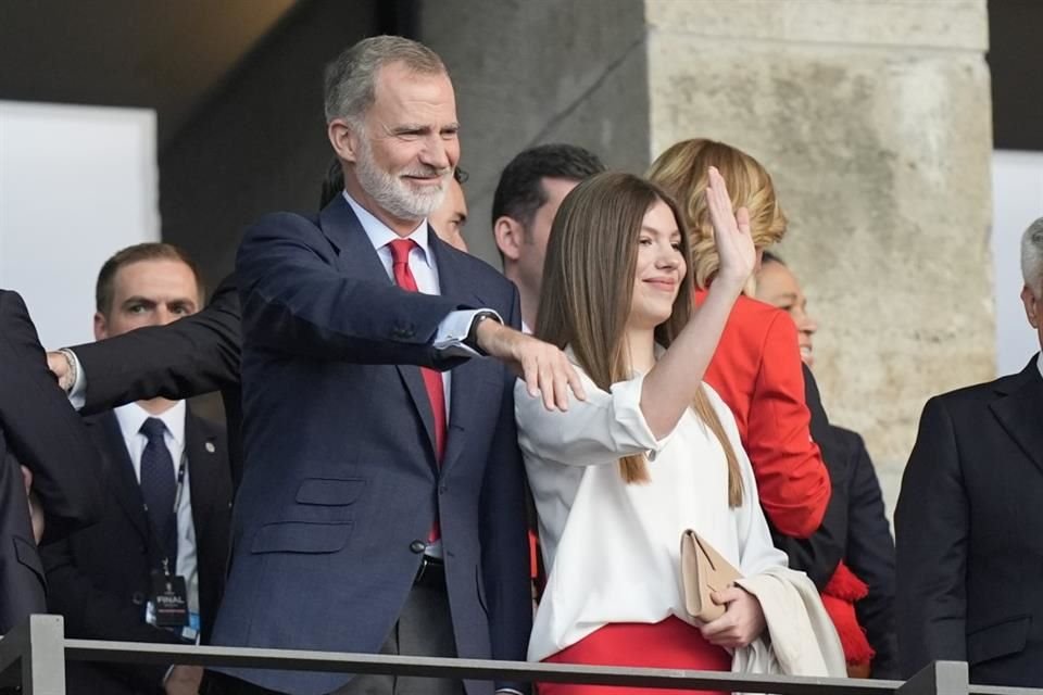 Felipe VI y la Infanta Sofía celebraron el triunfo de la selección española.