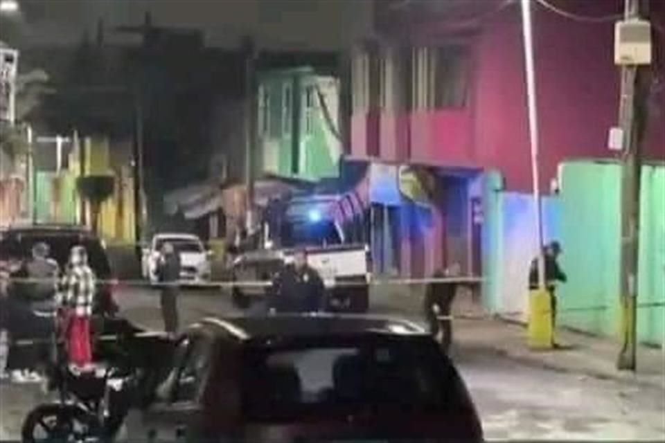 Policías de Investigación tras los primeros cruces de información, indicaron que la víctima era, Víctor Torres, líder de taxis piratas que operan en la zona.