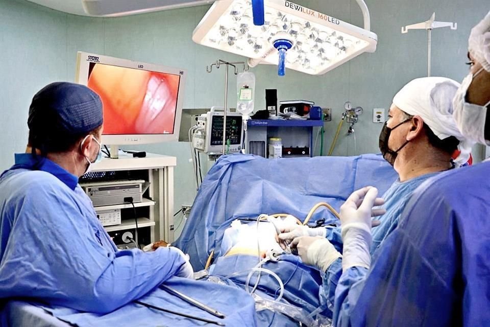 Otros pacientes señalaron que personal del sitio les informó que serán trasladados en cuanto avancen los trabajos para la reconversión como zona Covid-19.