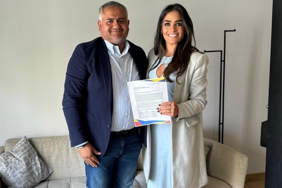 'Con el objetivo de solicitar formalmente y en el menor tiempo posible el inicio de los trabajos de transición', destacó su oficina.