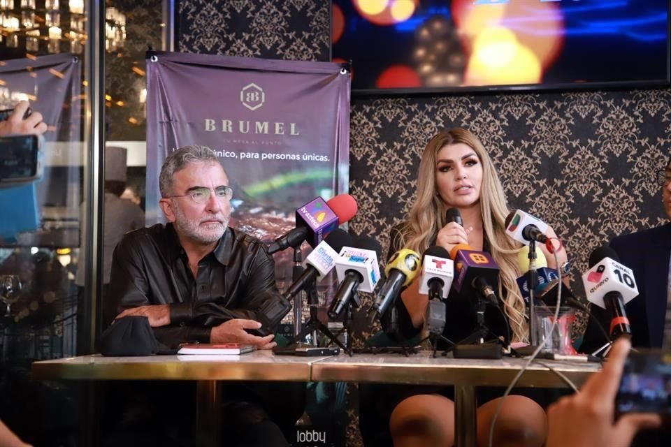 Vicente Fernández Jr. y su novia, Mariana González, expusieron sus reclamos ante noticias sobre ellos que se han publicado.
