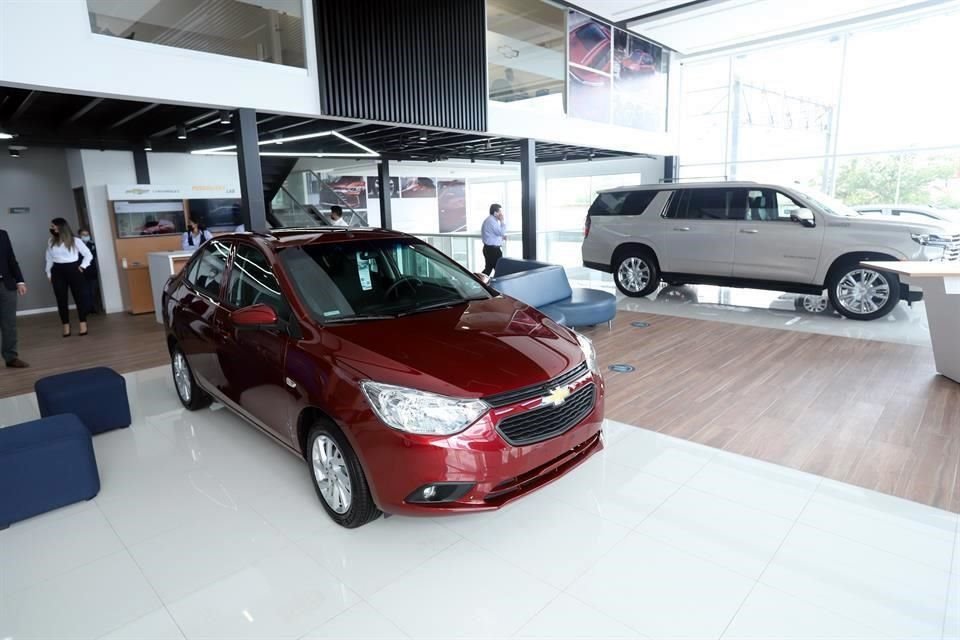 En el acumulado enero-agosto, la venta de autos en el País totalizó 727 mil 64 unidades, según cifras desestacionalizadas.