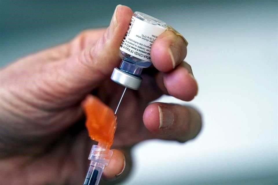 Jueces han ordenado vacunar contra Covid a menores de 18 años, al considerar que derecho a la salud es superior a política de vacunación.