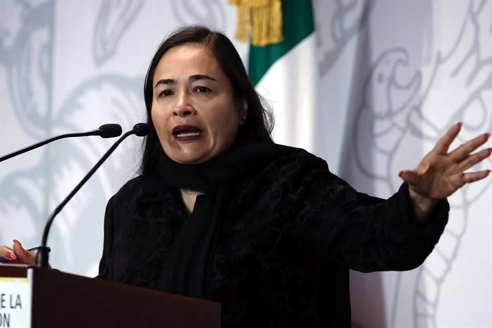 La coordinadora del PRD, Verónica Juárez, calificó como un 'retroceso preocupante' la modificación en los criterios para reparto de utilidades.