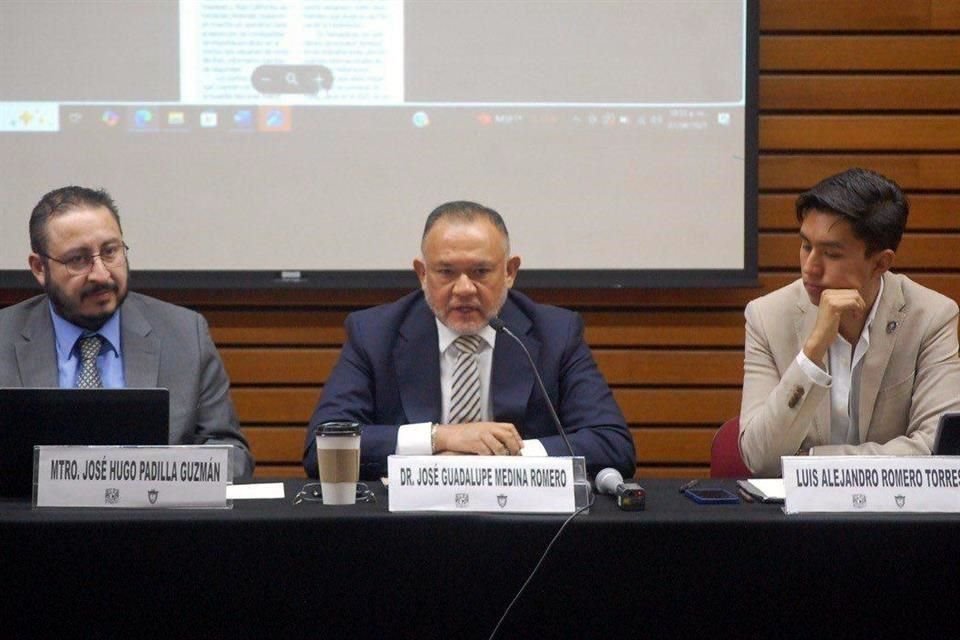 José Guadalupe Medina, catedrático de la UNAM señaló que México no puede aspirar a consolidarse como un socio comercial confiable a internacional sin una estrategia integral de seguridad aduanera.
