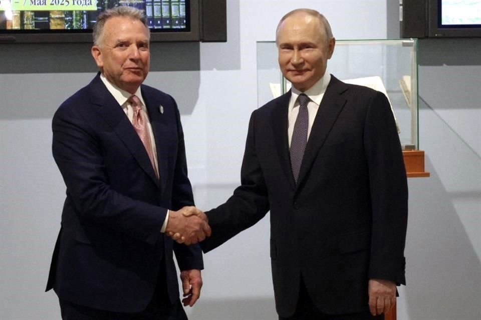 El Kremlin informó que la conversación entre Putin y Witkoff duró cuatro horas y 30 minutos, indicó la agencia estatal Ria Novosti al término de la cita.