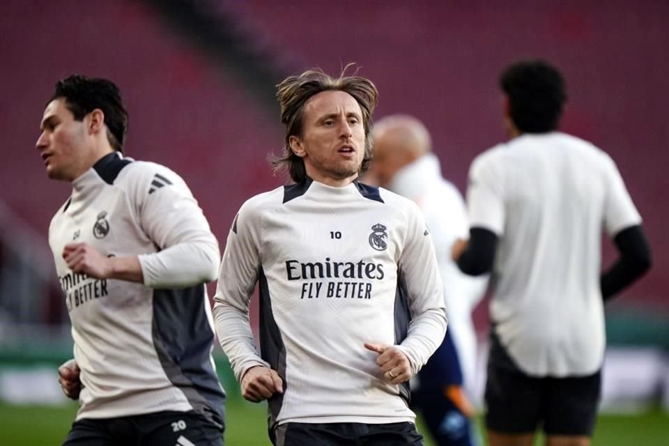 Modric promete estar involucrado en el Swansea.