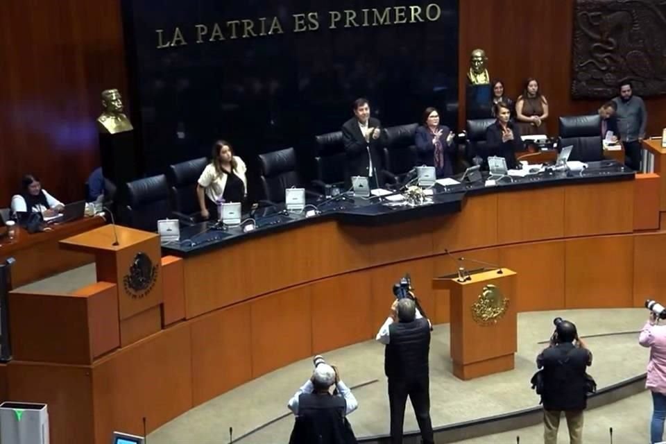 Noroña dijo que Sergio Gutiérrez Luna le pidió honrar a Ozzy Osbourne.