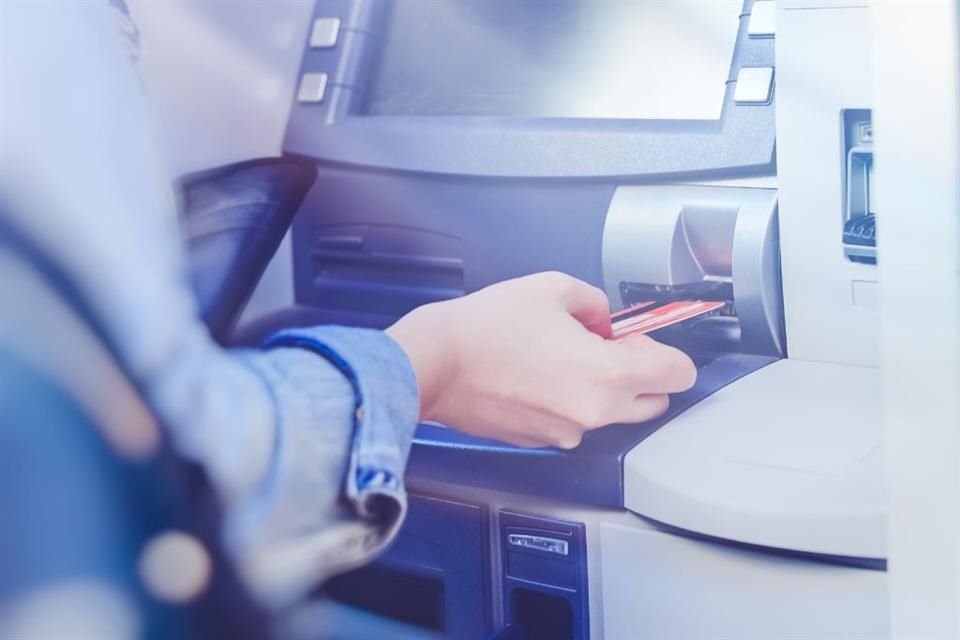 Acusación de EU de lavado de dinero contra CIBanco, Intercam y Vector está obligando a bancos en País a depurar a sus carteras de clientes.