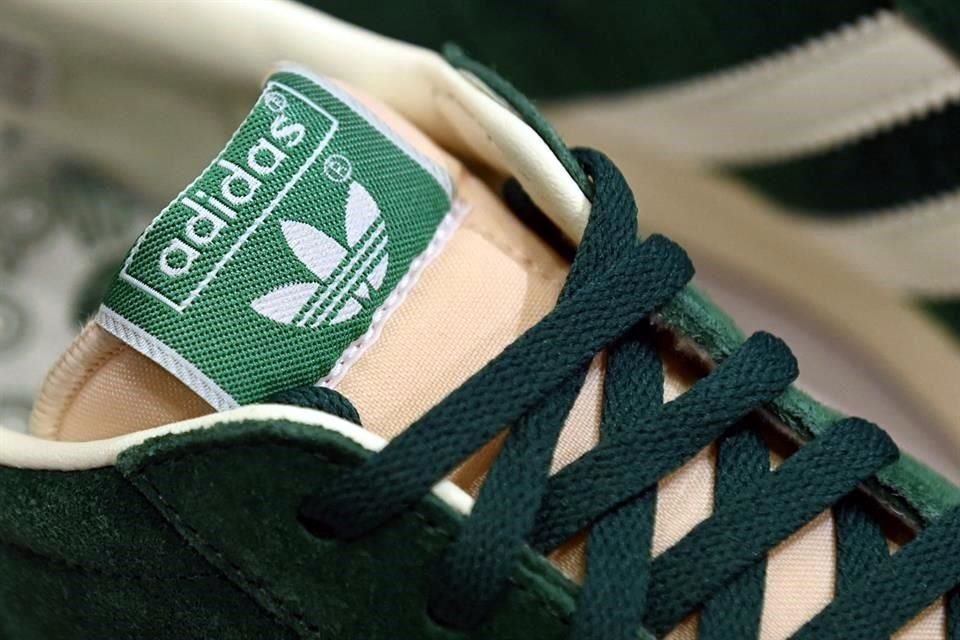 Adidas dijo que podría aumentar los precios de sus productos en Estados Unidos.