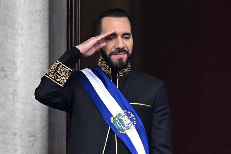 El Presidente de El Salvador, Nayib Bukele, durante un desfile militar en San Salvador, el 1 de junio del 2024.