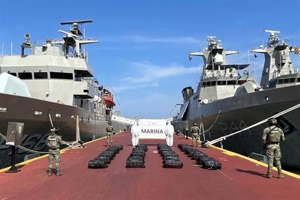 El operativo contó con el apoyo de un buque y una aeronave.