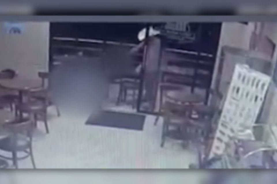 Rafael Arturo Vila, abogado, fue asesinado la noche del pasado martes dentro de una cafetería en Pichucalco, Chiapas, por un sujeto armado, presuntamente originario de Tabasco.