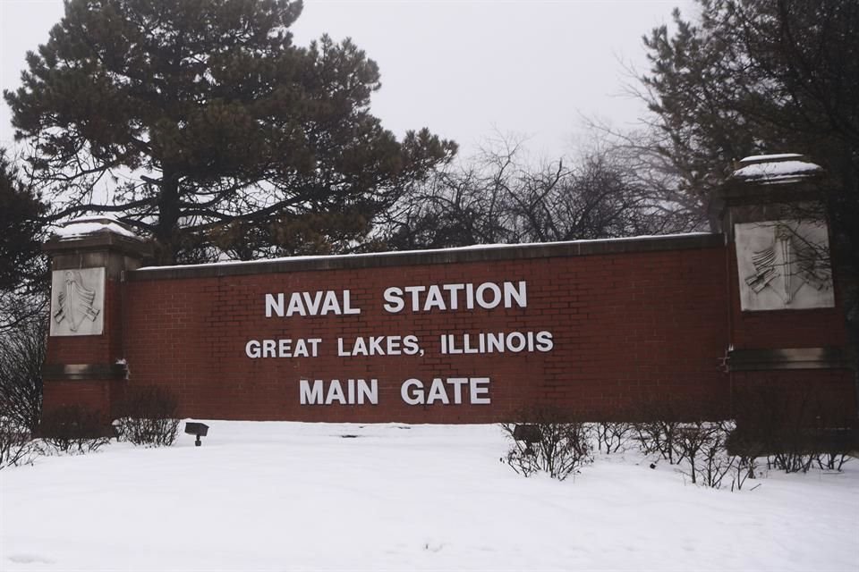 Donald Trump solicitó apoyo a una base militar en las afueras de Chicago para realizar operaciones de inmigración en la ciudad santuario.