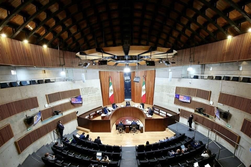 Mónica Soto, presidenta del TEPJF, insistió en que el INE se excedió y afectó derechos.