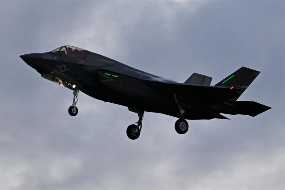 El Ministro de Defensa de Venezuela acusó que Estados Unidos triplicó el despliegue de aviones espía contra su país.