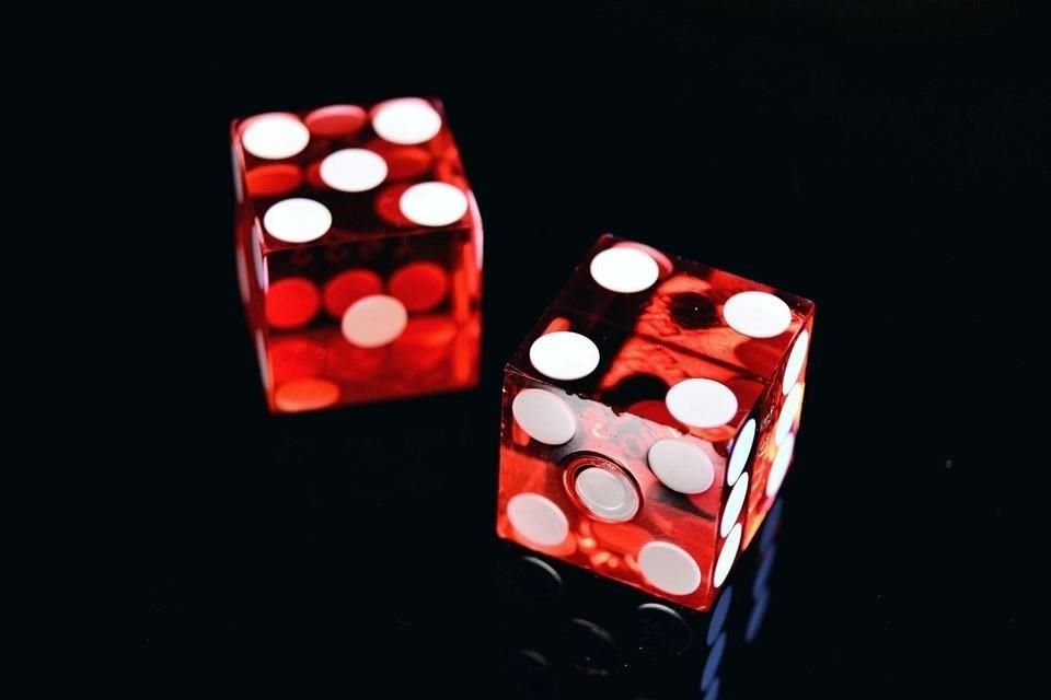 Jugar en un casino en línea puede ser divertido, y sí, se puede ganar dinero, pero hay que hacerlo con cabeza fría.
