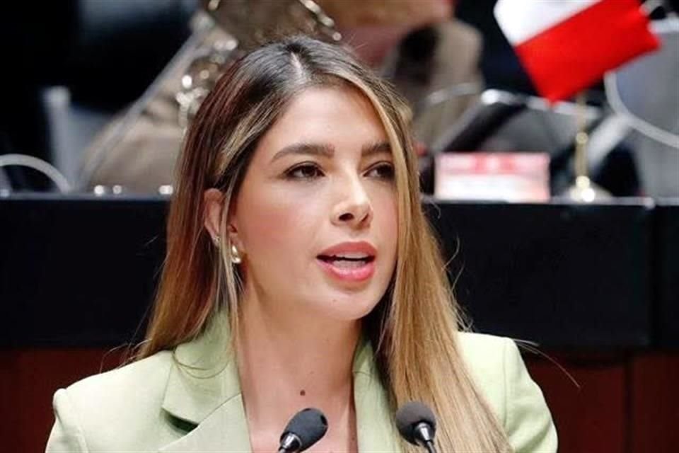 Ruth González Silva es esposa del actual Gobernador de San Luis Potosí, Ricardo Gallardo, a quin podría relevar en caso de ser candidata y resultar ganadora de la elección.