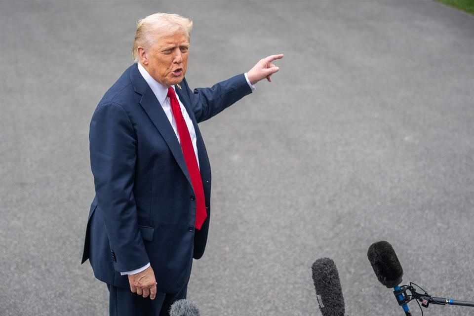 Donald Trump amenazó con más ataques en Gaza si Hamas no acepta la propuesta del acuerdo de paz antes del domingo.