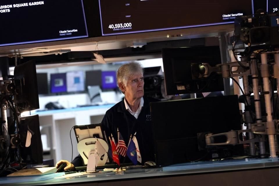 La Bolsa de Nueva York terminó al alza este lunes, tras un cambio de tono por parte del Presidente Donald Trump hacia China.