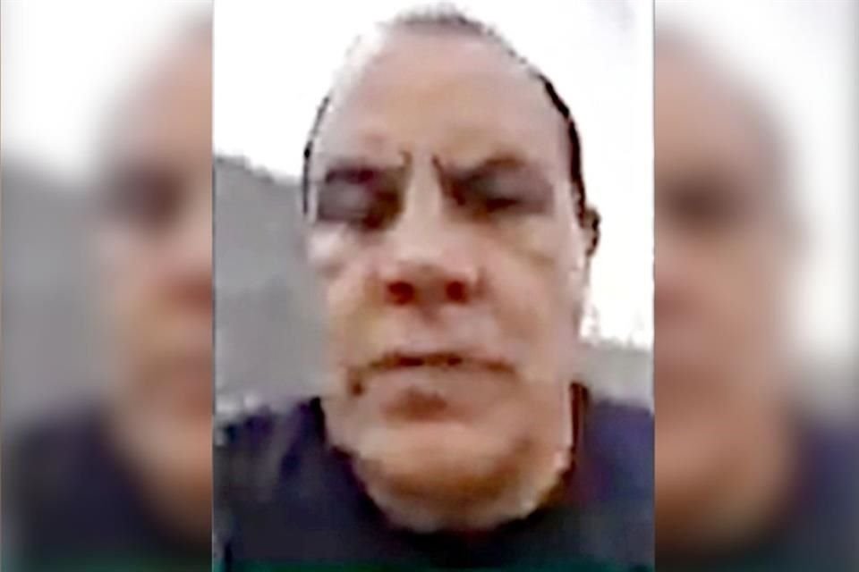 While federal legislators were participating in a semi-in-person meeting, Morena deputy Cuauhtémoc Blanco was playing paddle tennis.