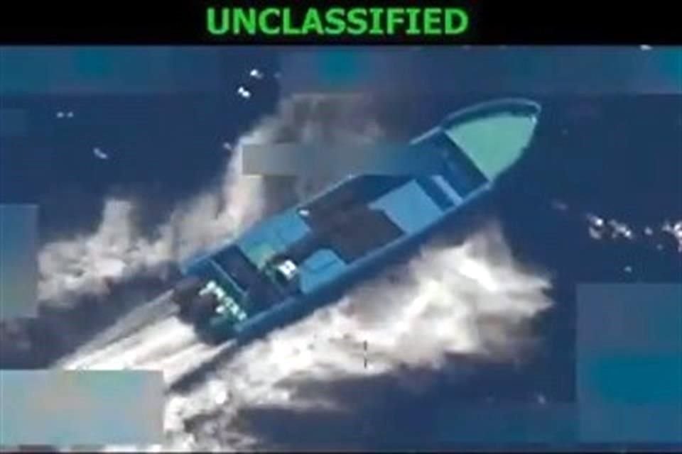 EU informó que lanzó un ataque contra una supuesta lancha narcotraficante en aguas del Pacífico, dejando dos supuestos criminales muertos.